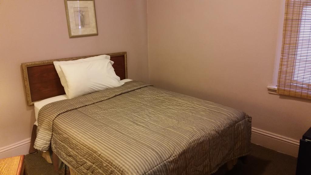 A Voyageur'S Guest House Ottawa Szoba fotó